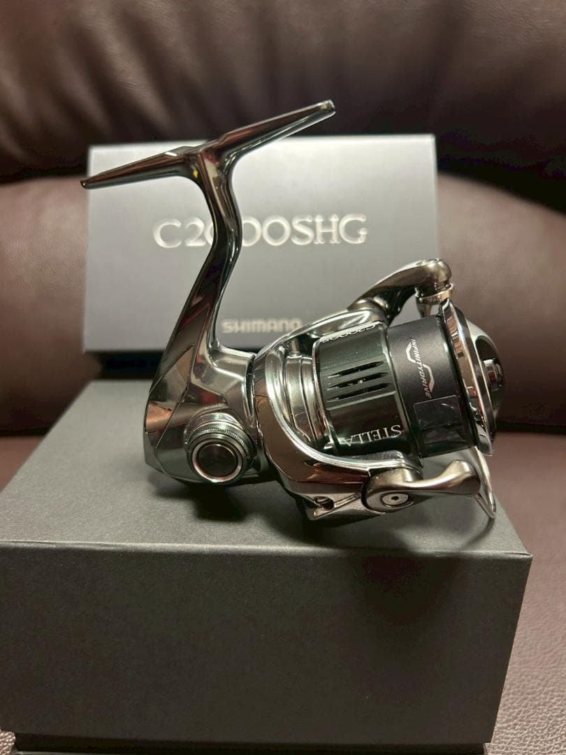 【美品】22 ステラ C2000SHG シマノ スピニング トラウト アジング
