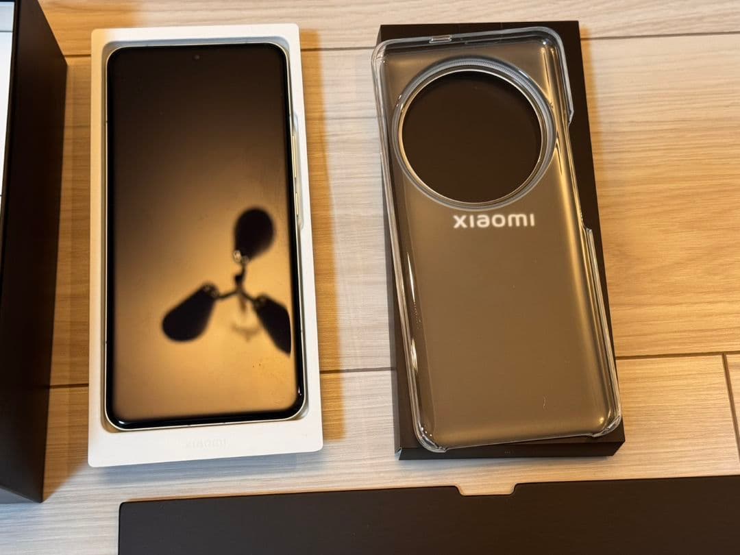 Xiaomi 14 Ultra ホワイト 16GB RAM 512GB ROM