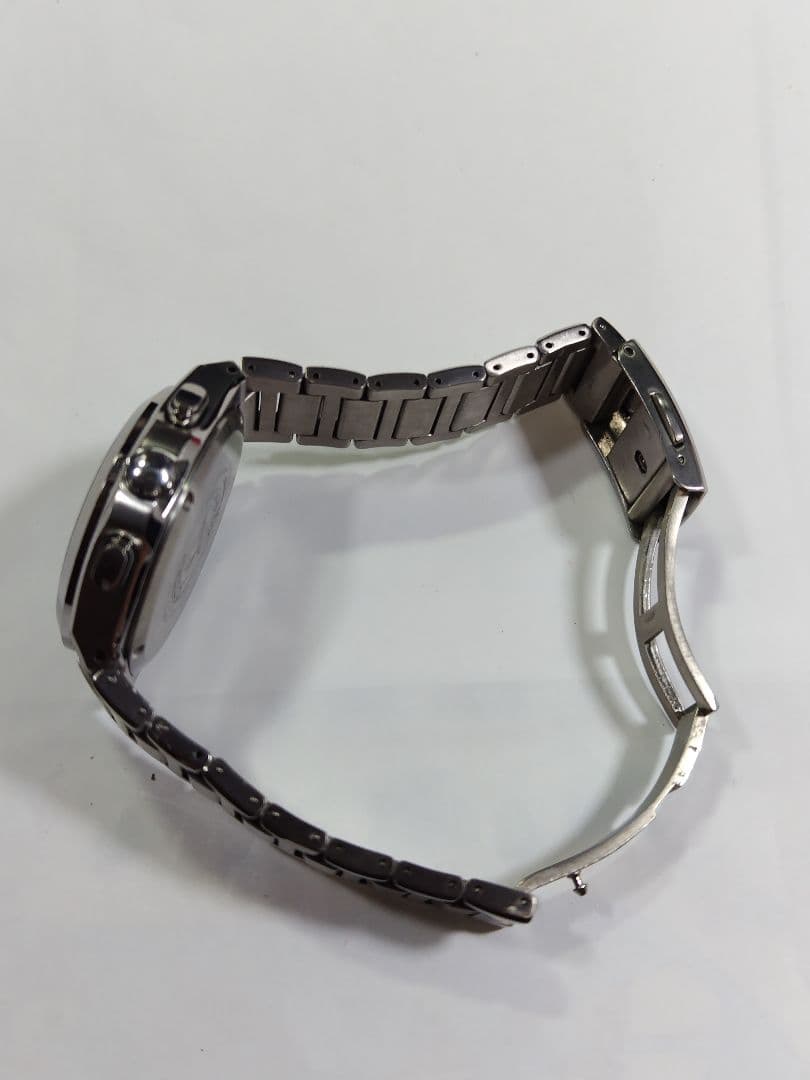 シチズン　アテッサ　エコドライブ　充電池新品　軽量チタン製 電波時計