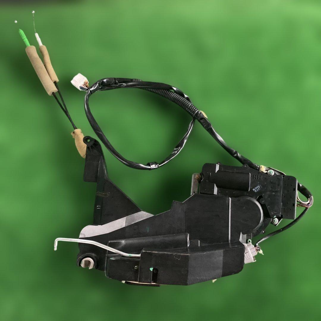 トヨタ　セルシオ　30 31 後期　純正ドアロックアクチュエーター　右前　中古品
