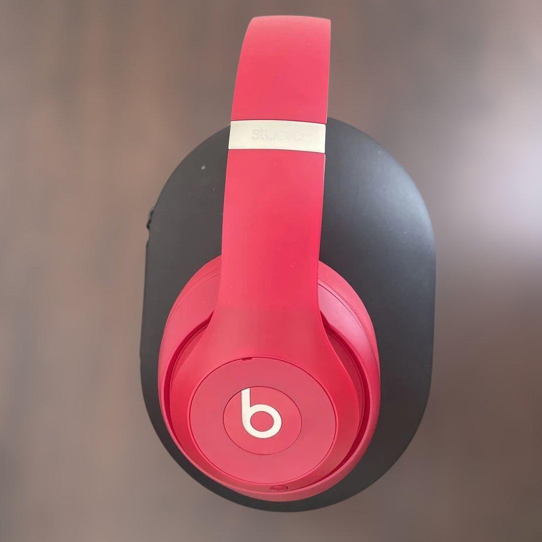 Beats Studio3 Wireless レッド