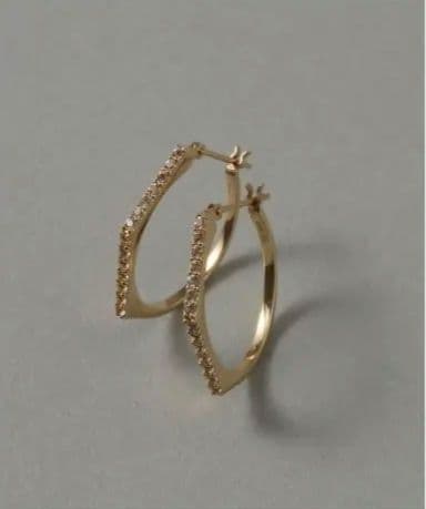 Lilias ラインホワイトトパーズピアス