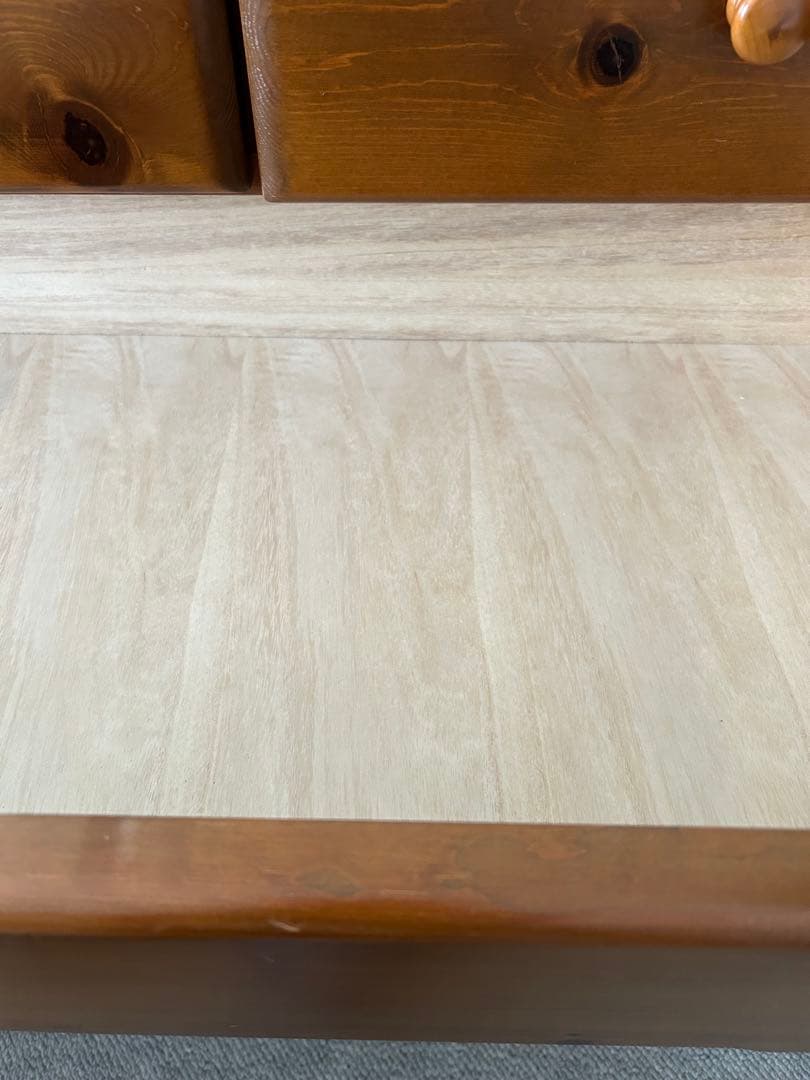 カントリー調　チェスト