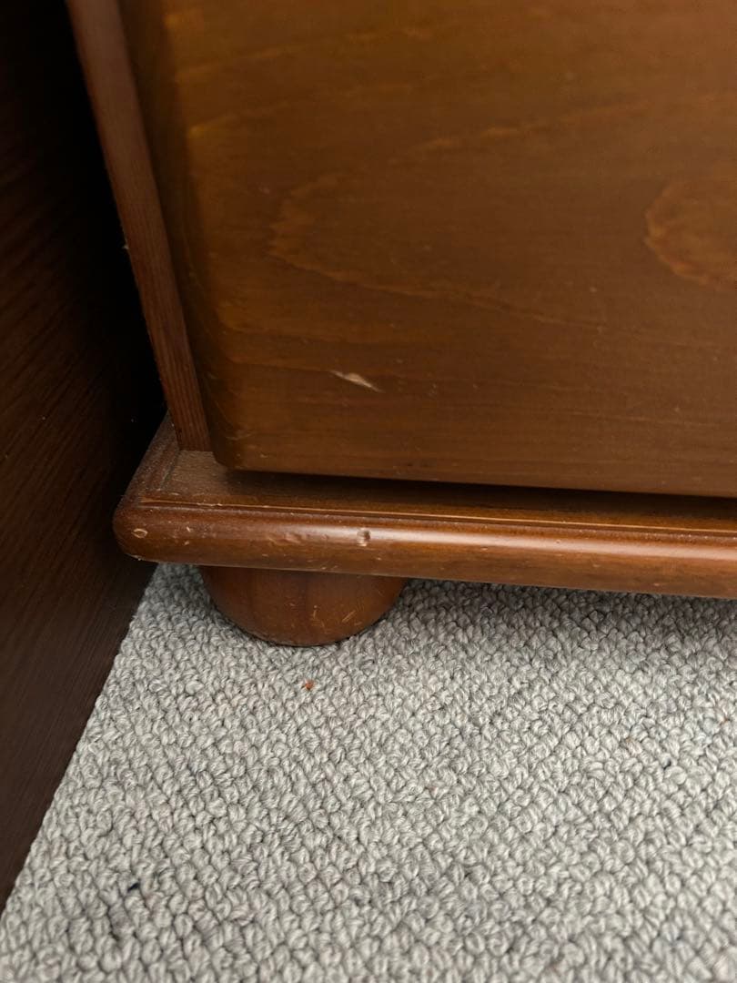 カントリー調　チェスト