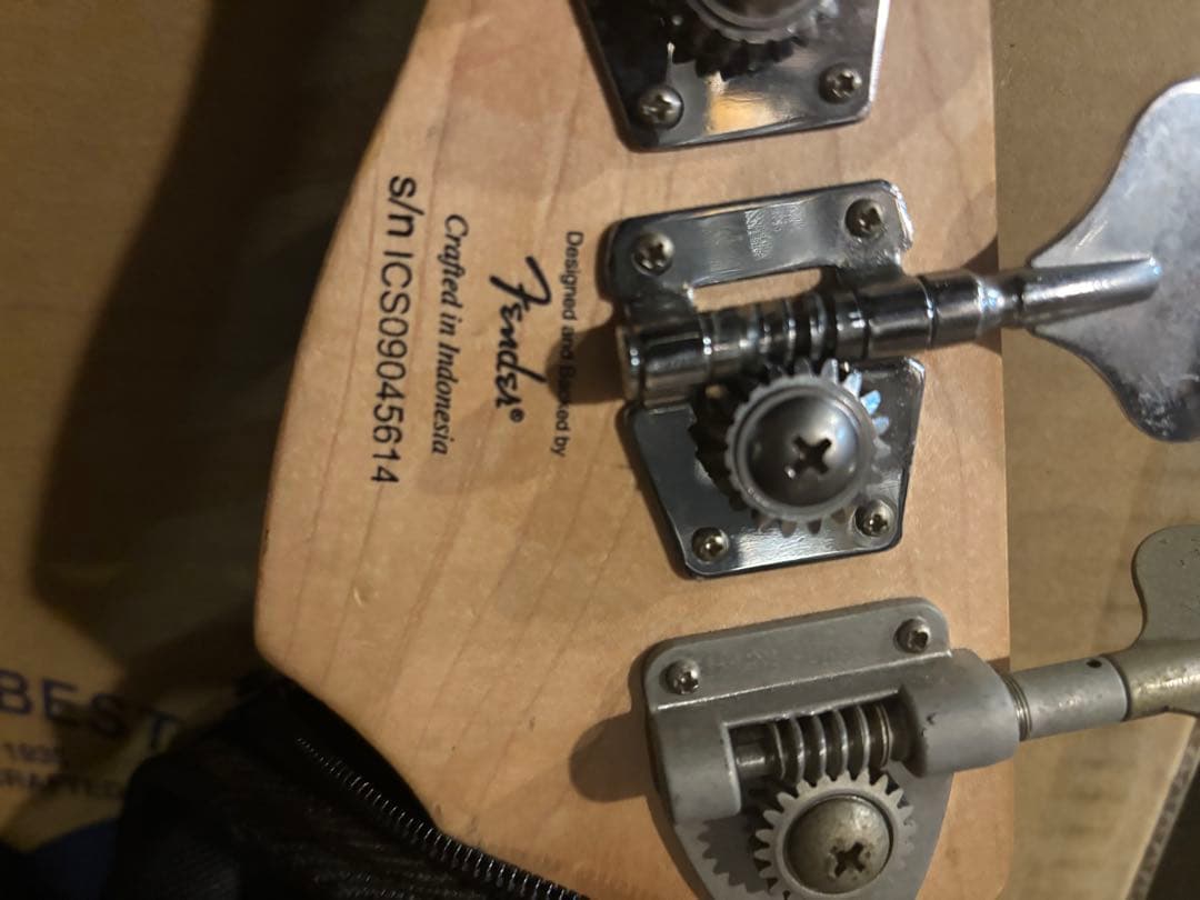 ※Moka　Squier Jazz Bass ガンメタ