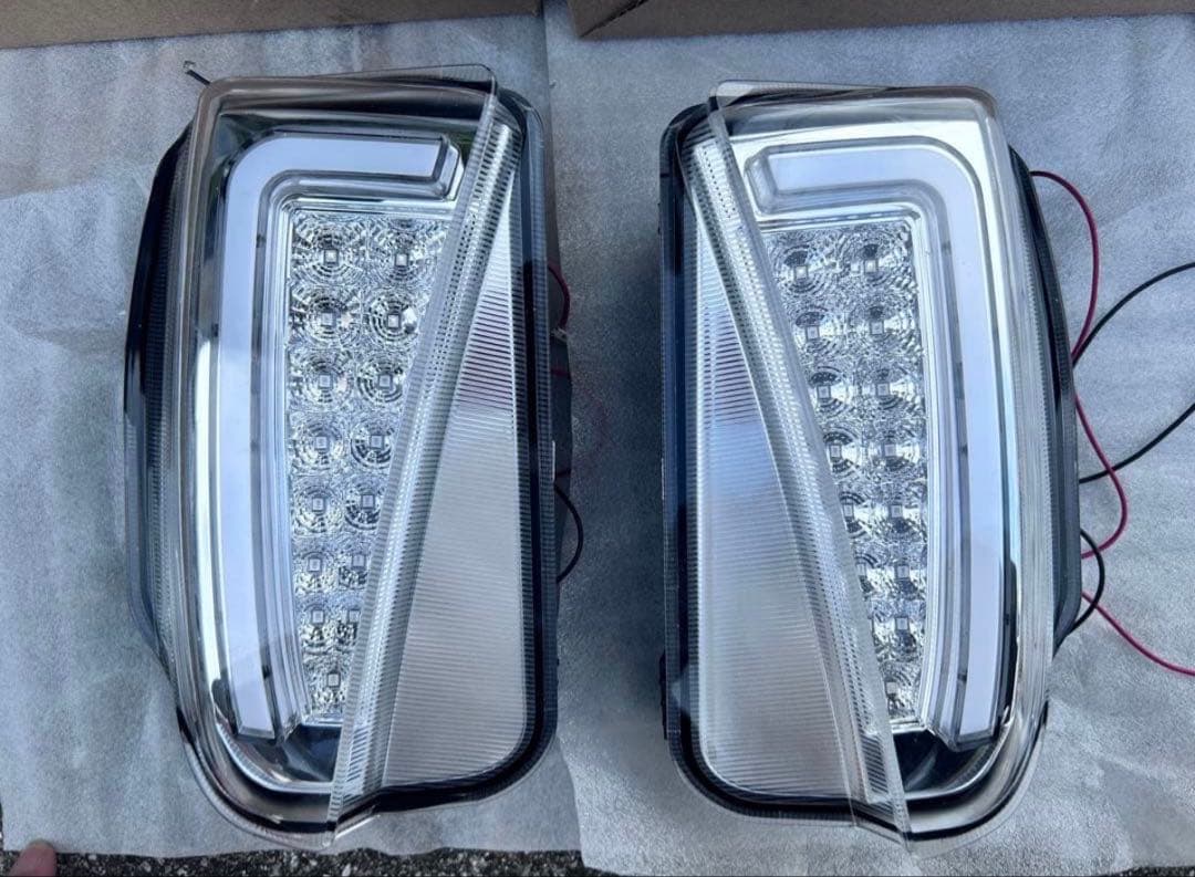 ZVW30 30プリウス後期　LEDウィンカー&デイライト