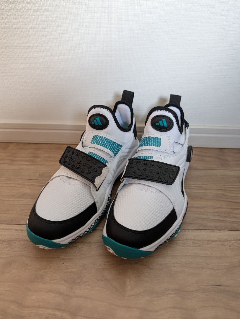 アディダス　コードカオス 25 ミッド ボア 25.5cm