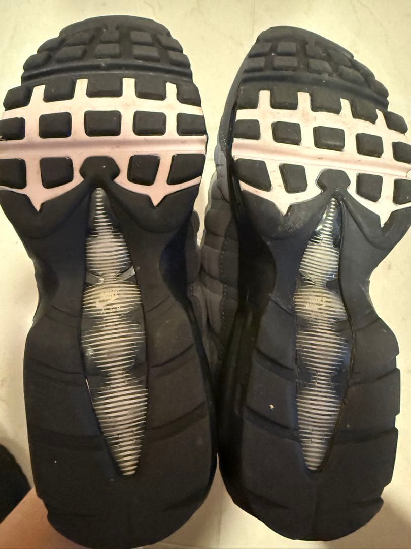 【美品】Nike Air Max 95 ピンク　24.5