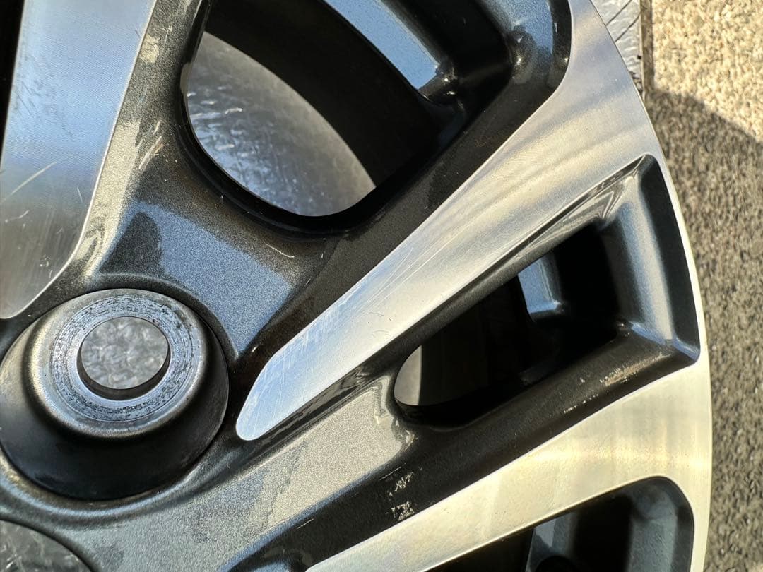 エスクァイア、ノア、ヴォクシー 80系、15インチアルミホイール１本