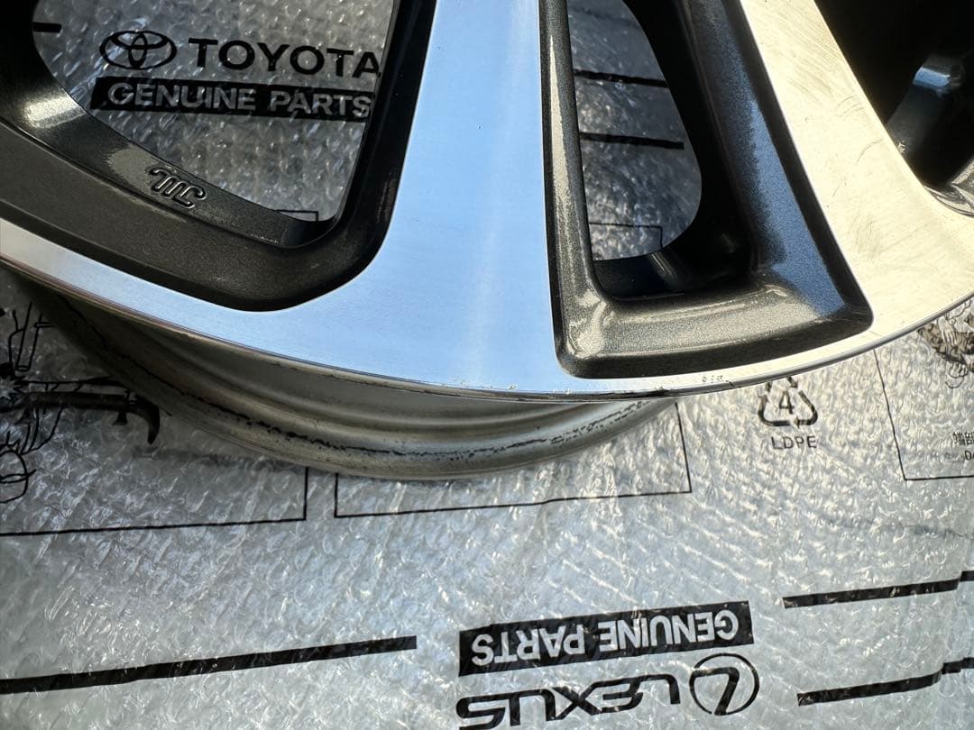 エスクァイア、ノア、ヴォクシー 80系、15インチアルミホイール１本