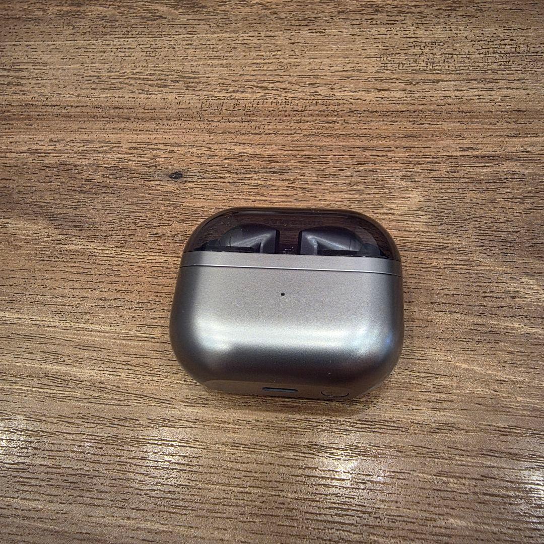 【国内正規品】Galaxy Buds3 Pro シルバー　純正ケース　動作確認済