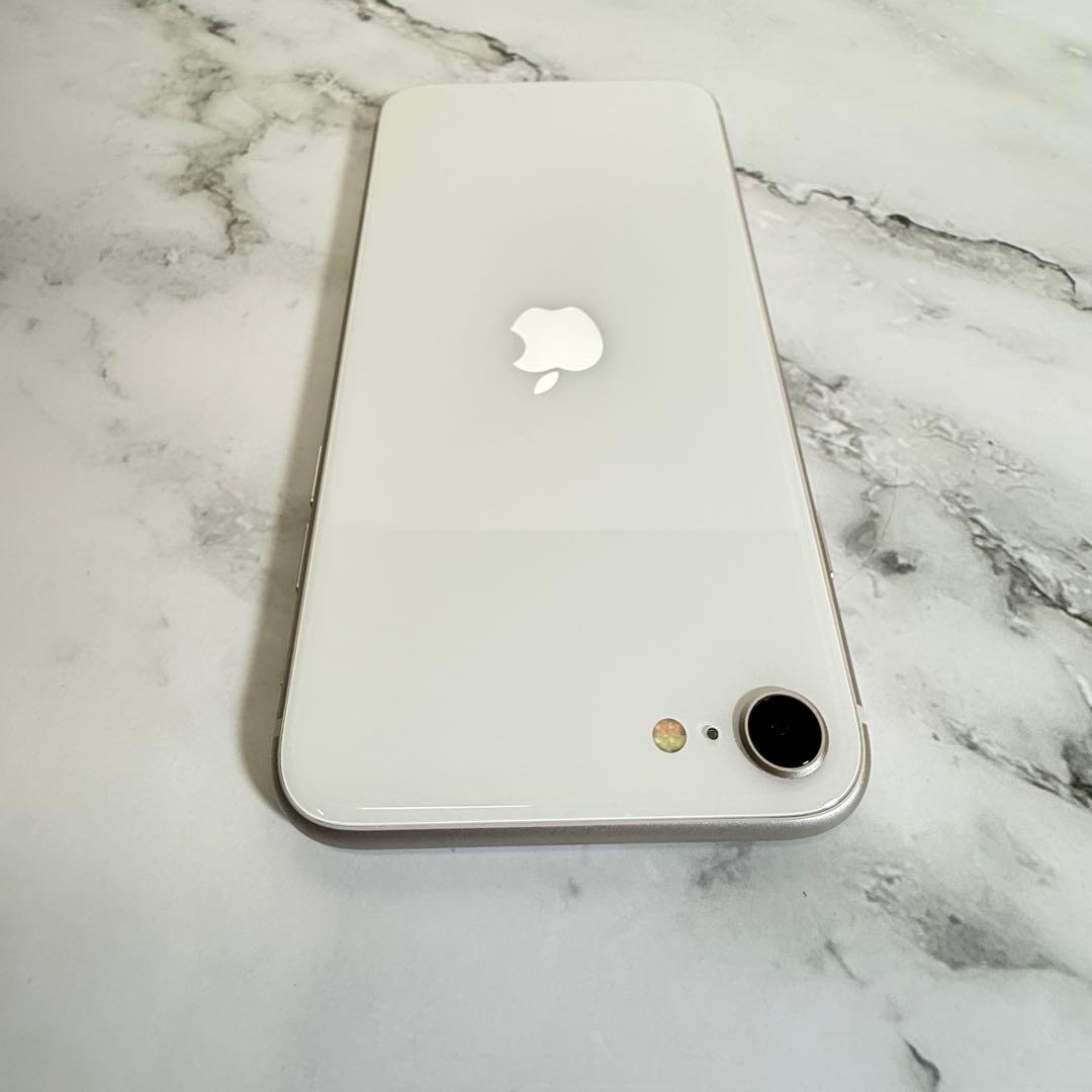 ★美品　iPhone SE 3 128GB SIMフリー バッテリー100%