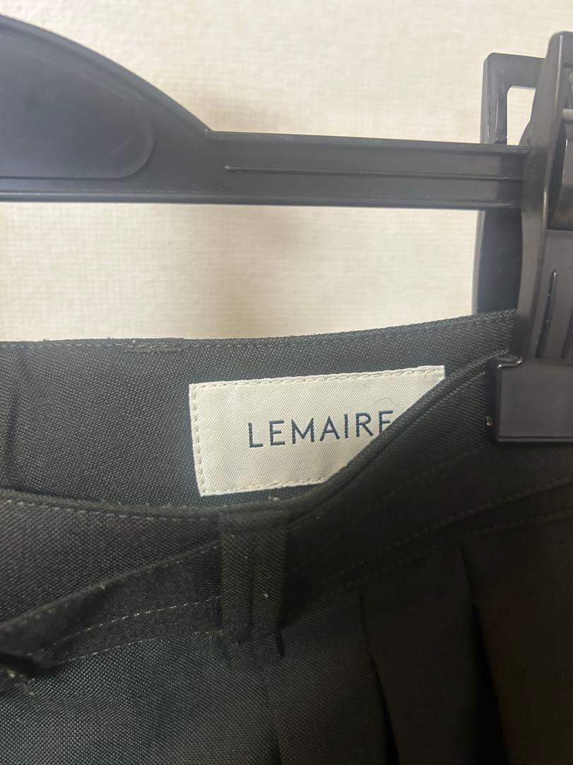 LEMAIRE ベルテッドスリータックスラックス