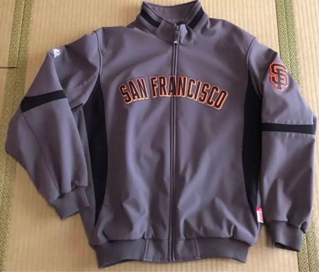 サンフランシスコ　ジャイアンツ　フルジップジャケット　Majestic MLB