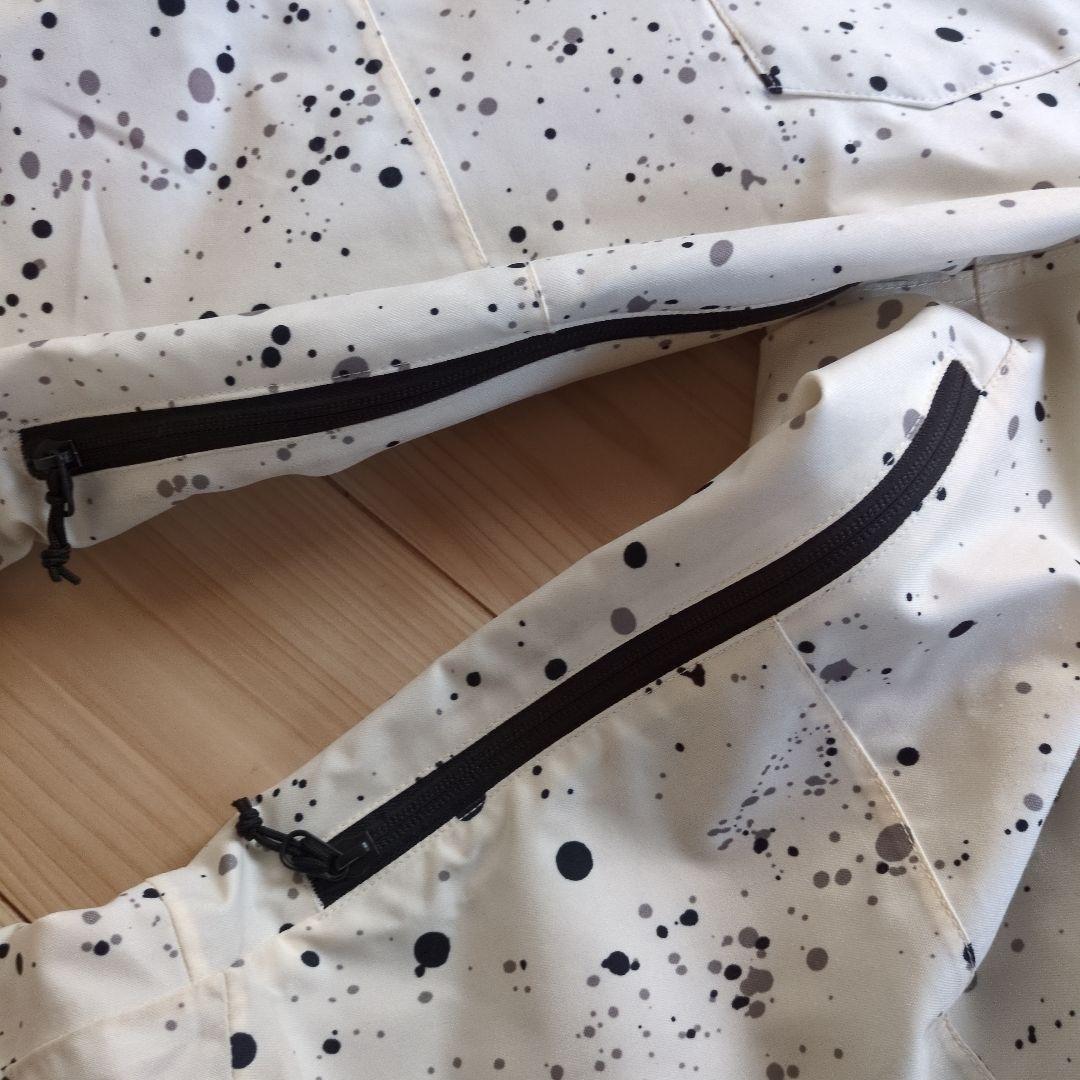 美品　Burton スノーボードウェア ホワイト スプラッター　ビブパンツ