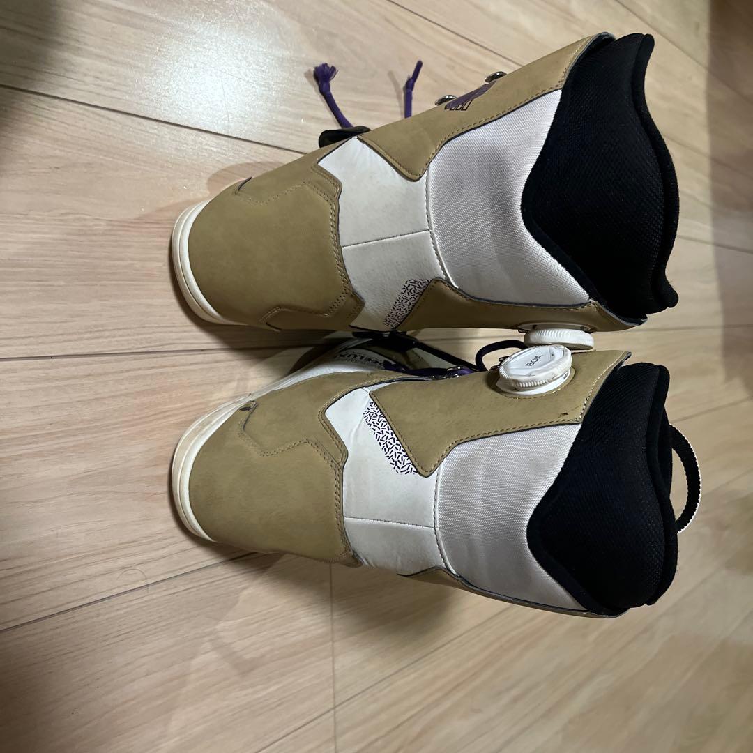 D.N.A DEELUXE スノーボードブーツ 男性用