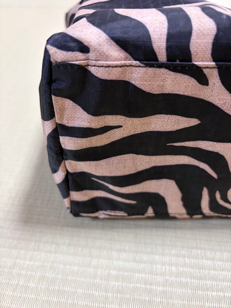 LeSportsac トートバッグ ラフィアゼブラ/ブラック