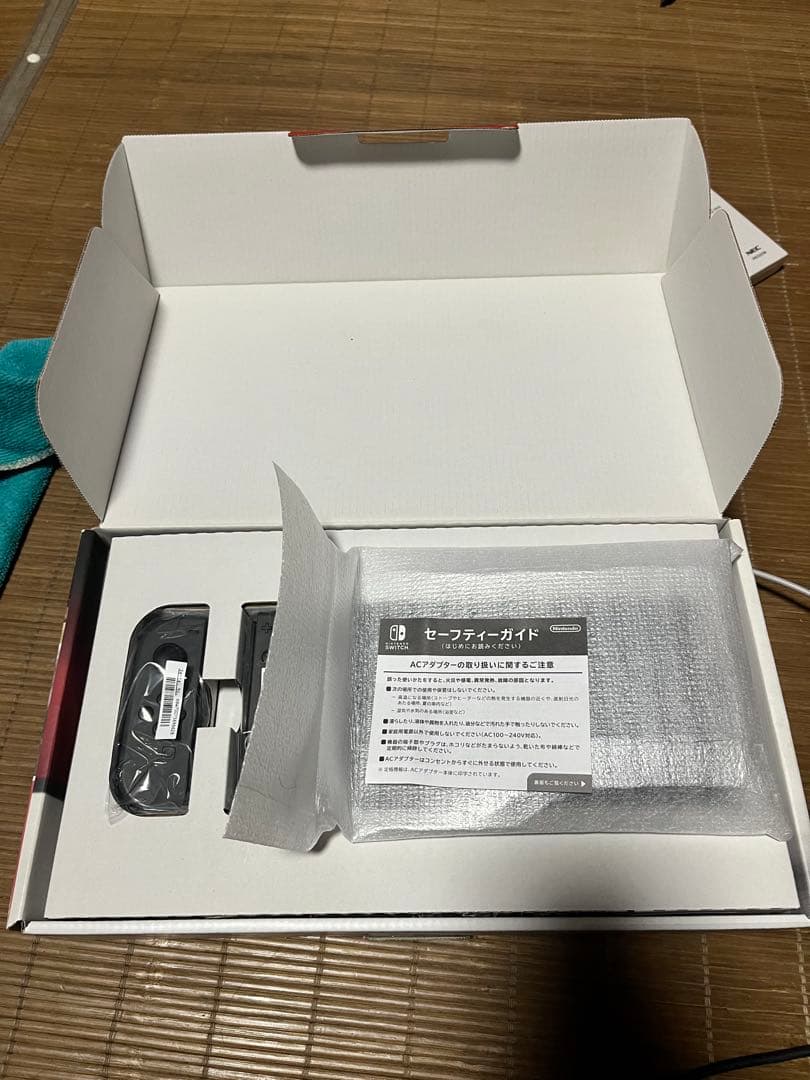 Nintendo Switch 本体　完品　プロコン、ケースセット