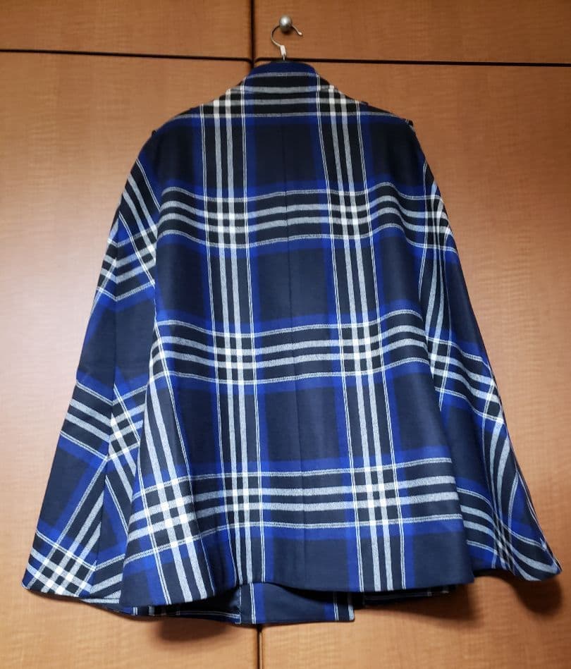 タイムセール！DAKS チェック柄 ケープコート