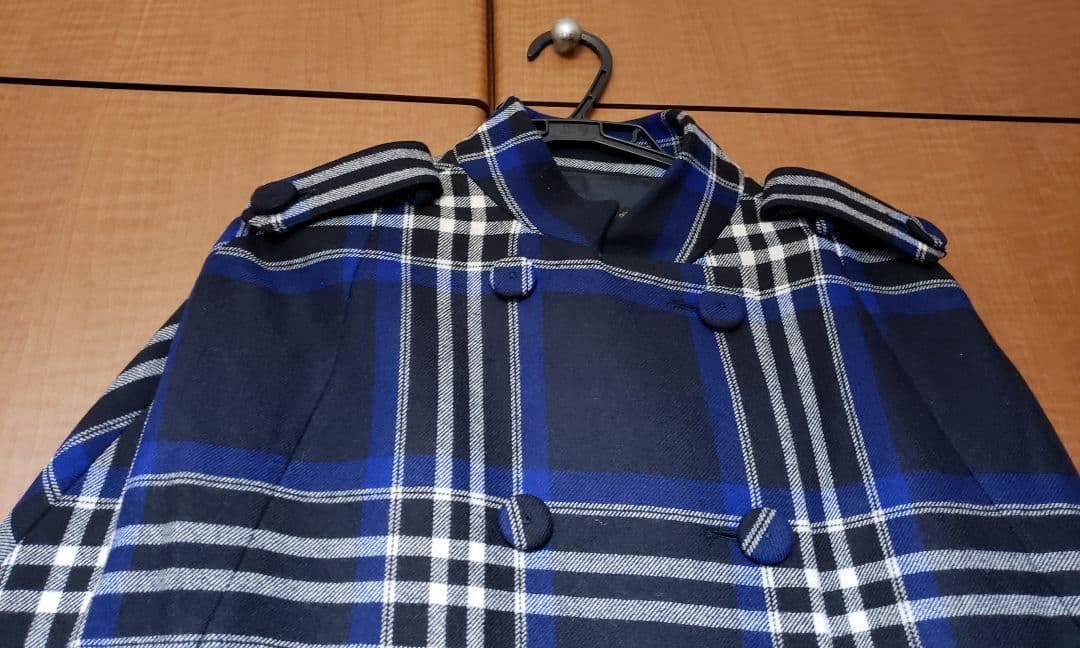 タイムセール！DAKS チェック柄 ケープコート