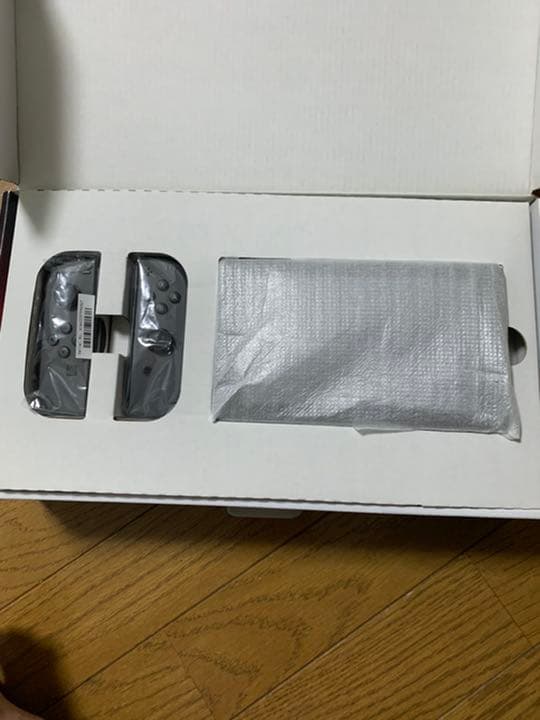 Nintendo Switch Joy-Con (L) / (R) グレー