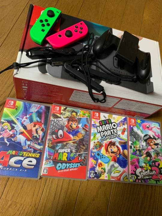 Nintendo Switch Joy-Con (L) / (R) グレー