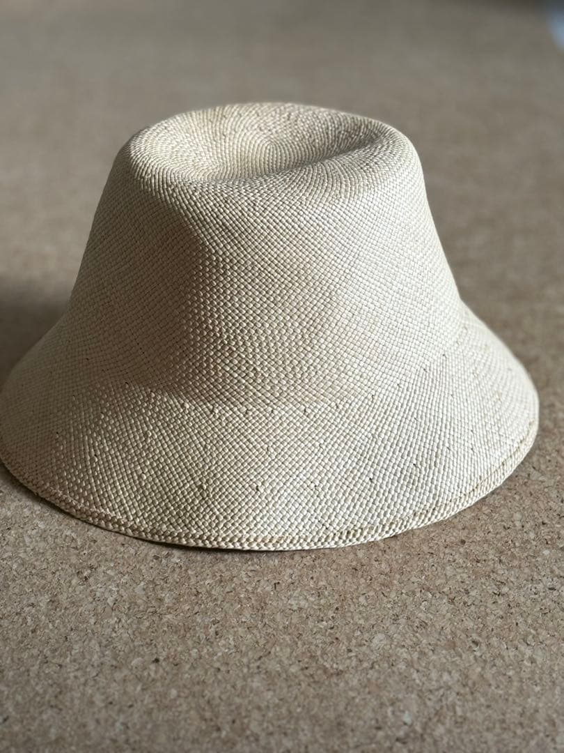 マルニ　ベージュ ラフィア　帽子