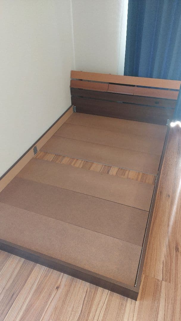 (送料込み)木製セミダブルベッドフレーム