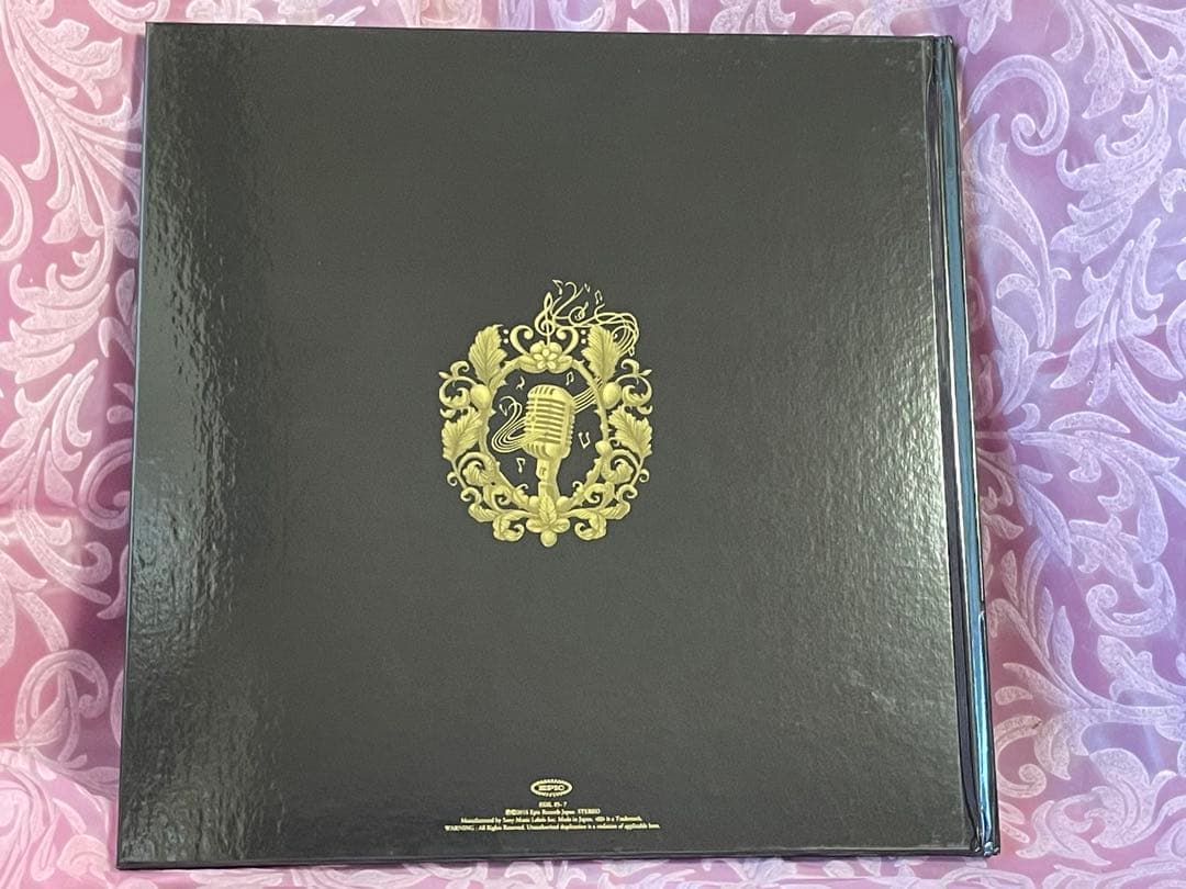 LE VELVETS サイン入りスペシャルBOX