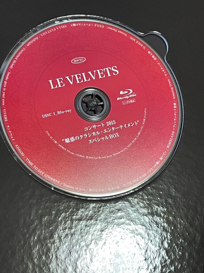 LE VELVETS サイン入りスペシャルBOX