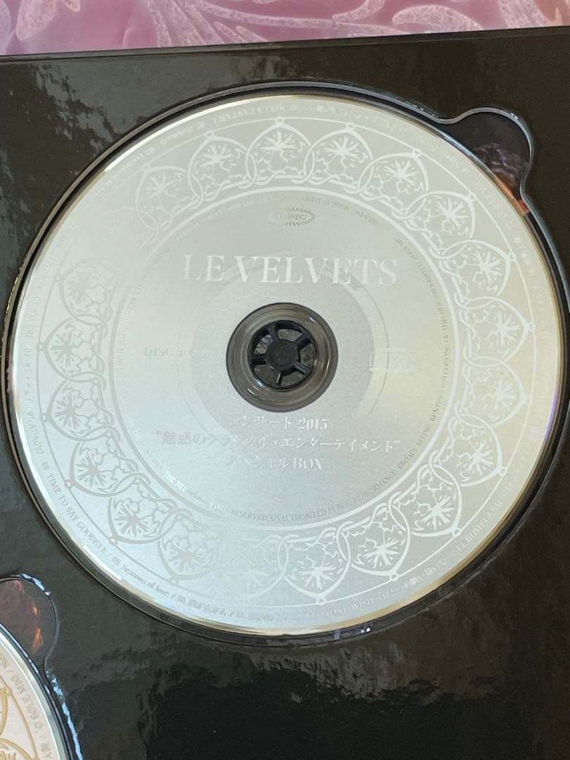 LE VELVETS サイン入りスペシャルBOX