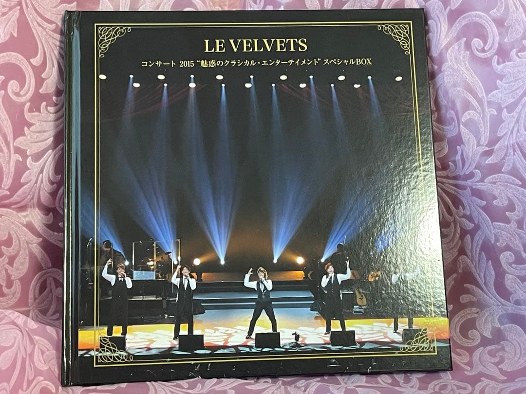 LE VELVETS サイン入りスペシャルBOX