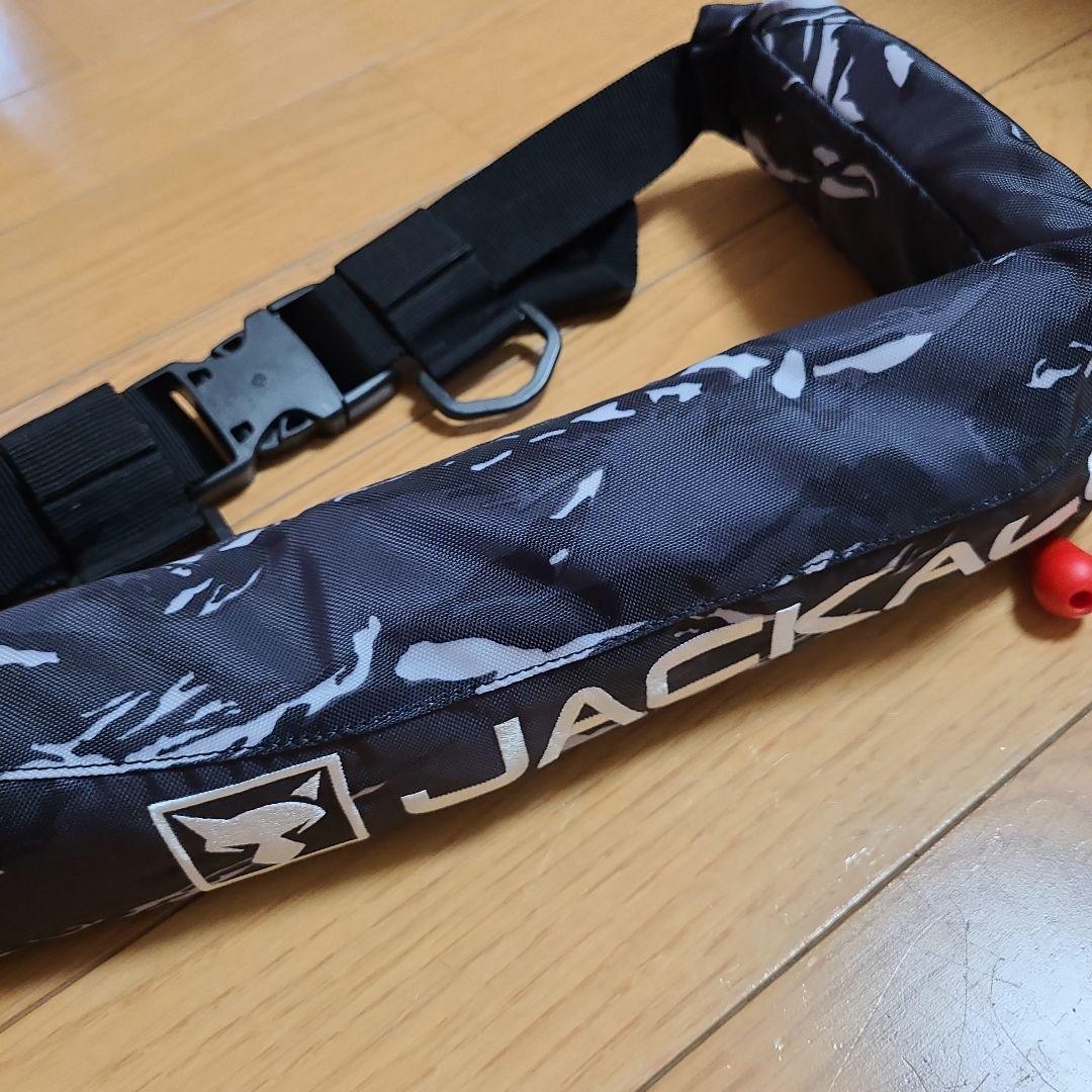 【未使用に近い】JACKALL 自動膨張ライフジャケット JF06