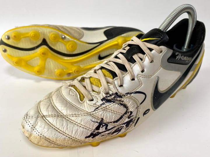 FC東京 羽生直剛選手着用 直筆サイン入りスパイク