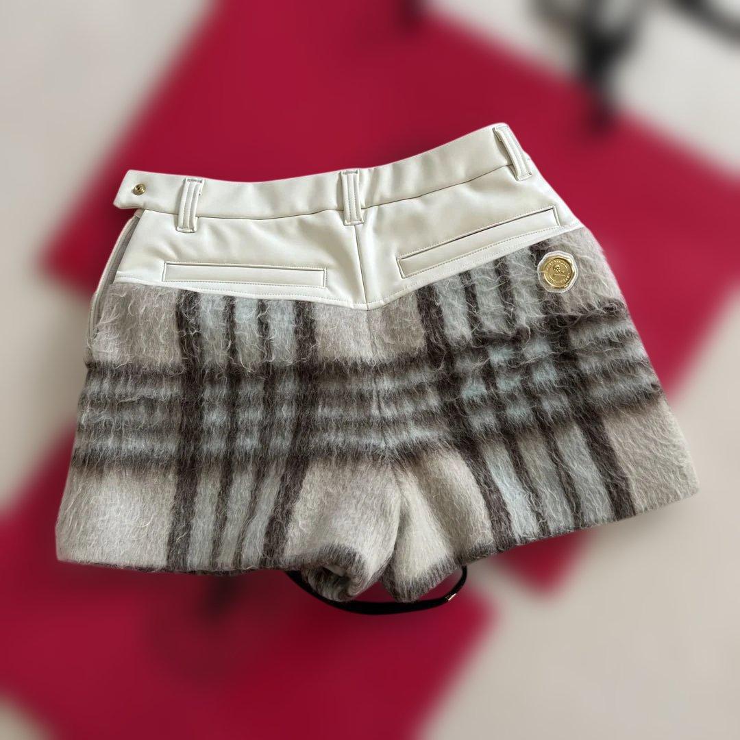 マーク&ロナ　ショートパンツ　秋冬物2024C 38