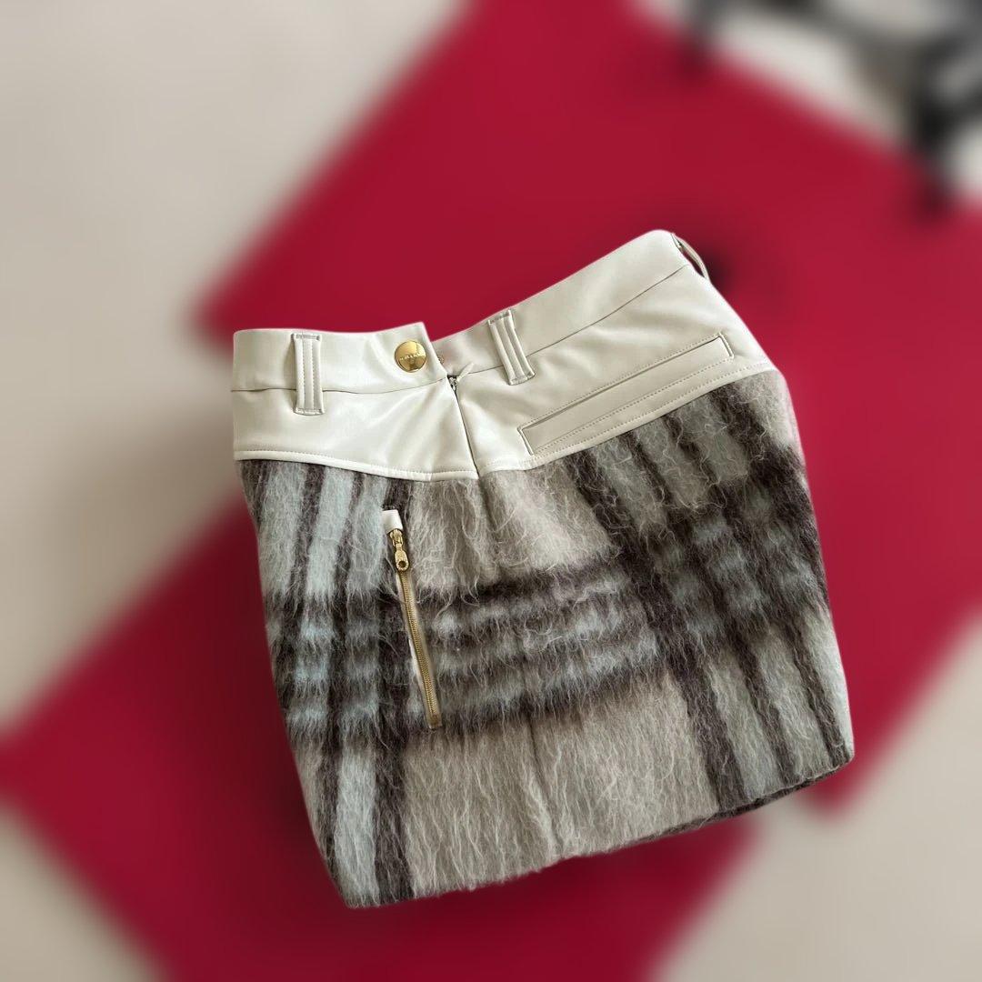 マーク&ロナ　ショートパンツ　秋冬物2024C 38