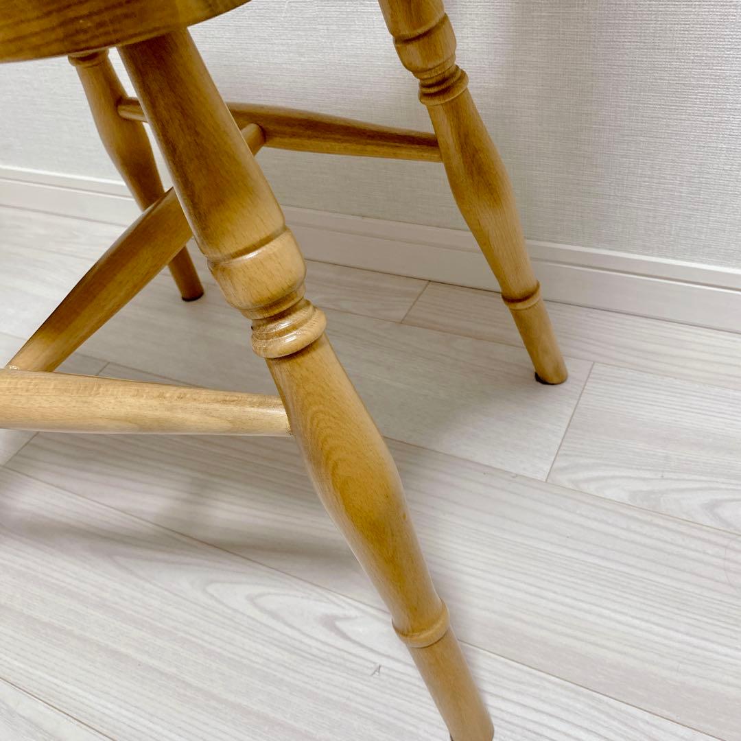 職人仕上げ ウィンザーチェア 座ぐり加工 透かし彫りスプラット ろくろ脚 天然木