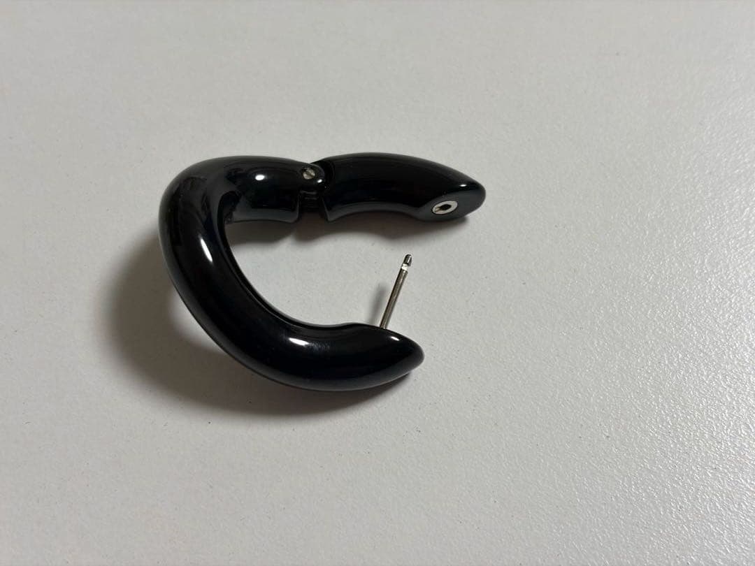K*i様 BALENCIAGA ブラック 片耳用ピアス
