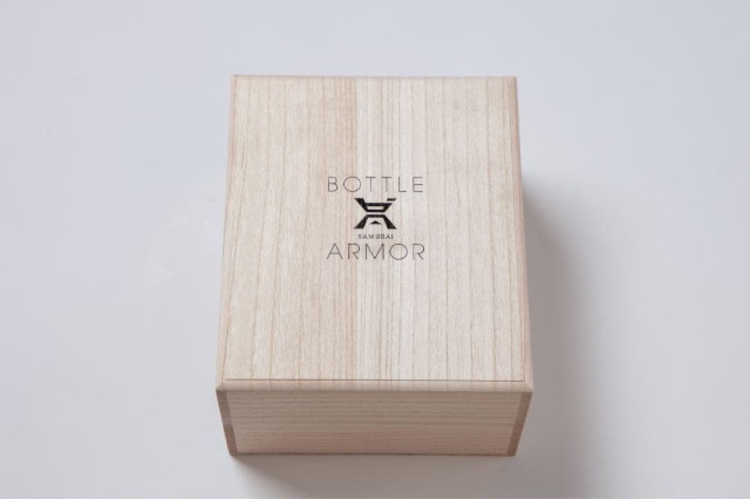 【ボトルアーマー】 甲冑型のボトルカバー 伊達政宗 ＜ミニゴールドボトル＞