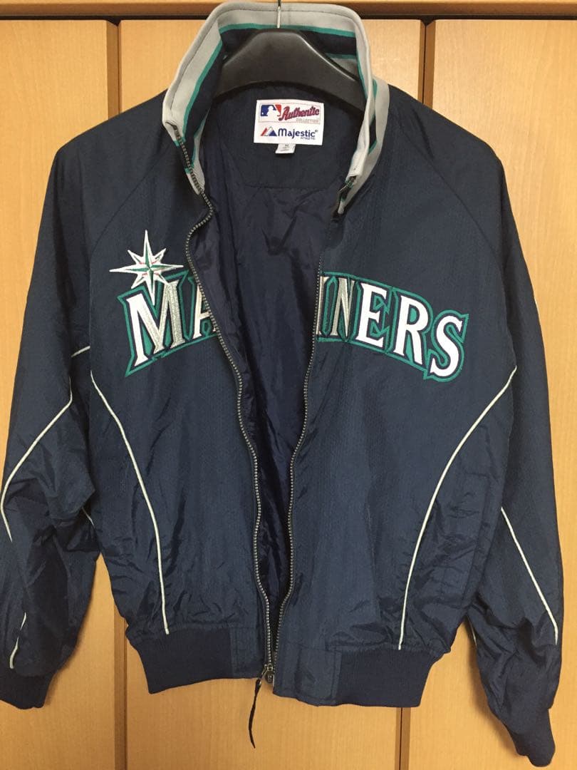 MLB シアトル・マリナーズ　ナイロンスタジャンM フリースなし