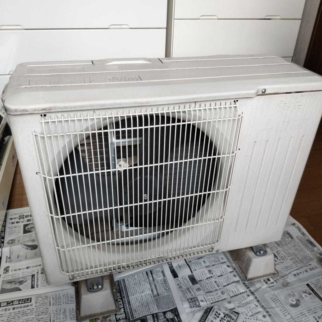 〈使用頻度僅か〉三菱霧ヶ峰　MSZ-GE2216-W　　主に6畳用