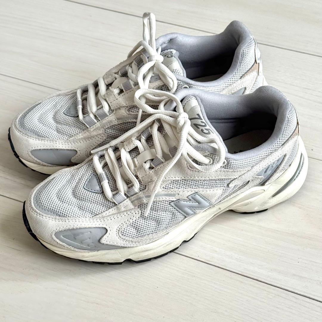 New Balance 725 ホワイト/グレー スニーカー 24cm