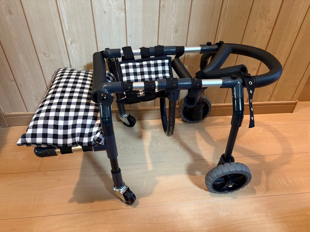 犬用車いす チェック柄