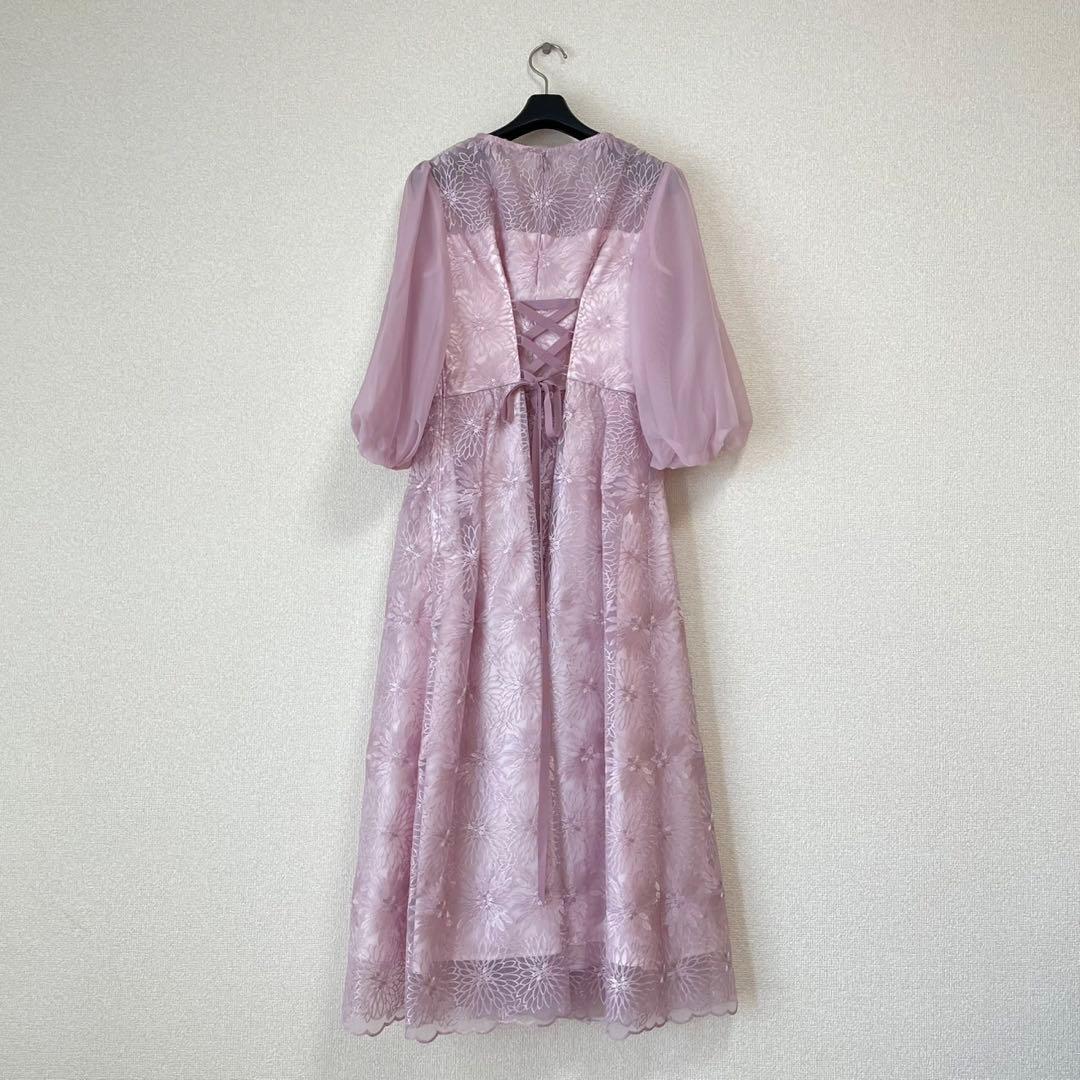 【新品未使用】AIMER オーガンジー花柄刺繍ボリュームスリーブドレス