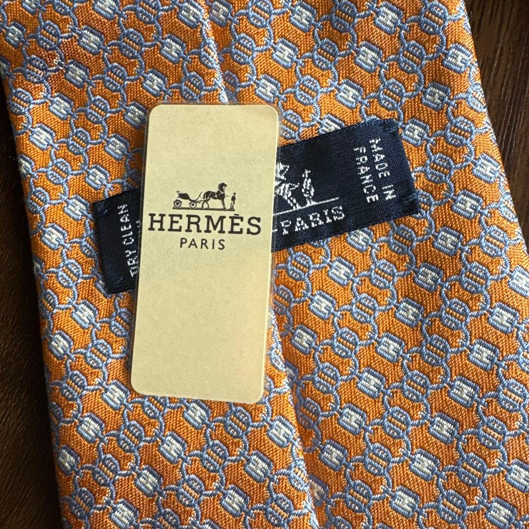 新品未使用 エルメスネクタイ H柄 箱・リボン・タグ付き