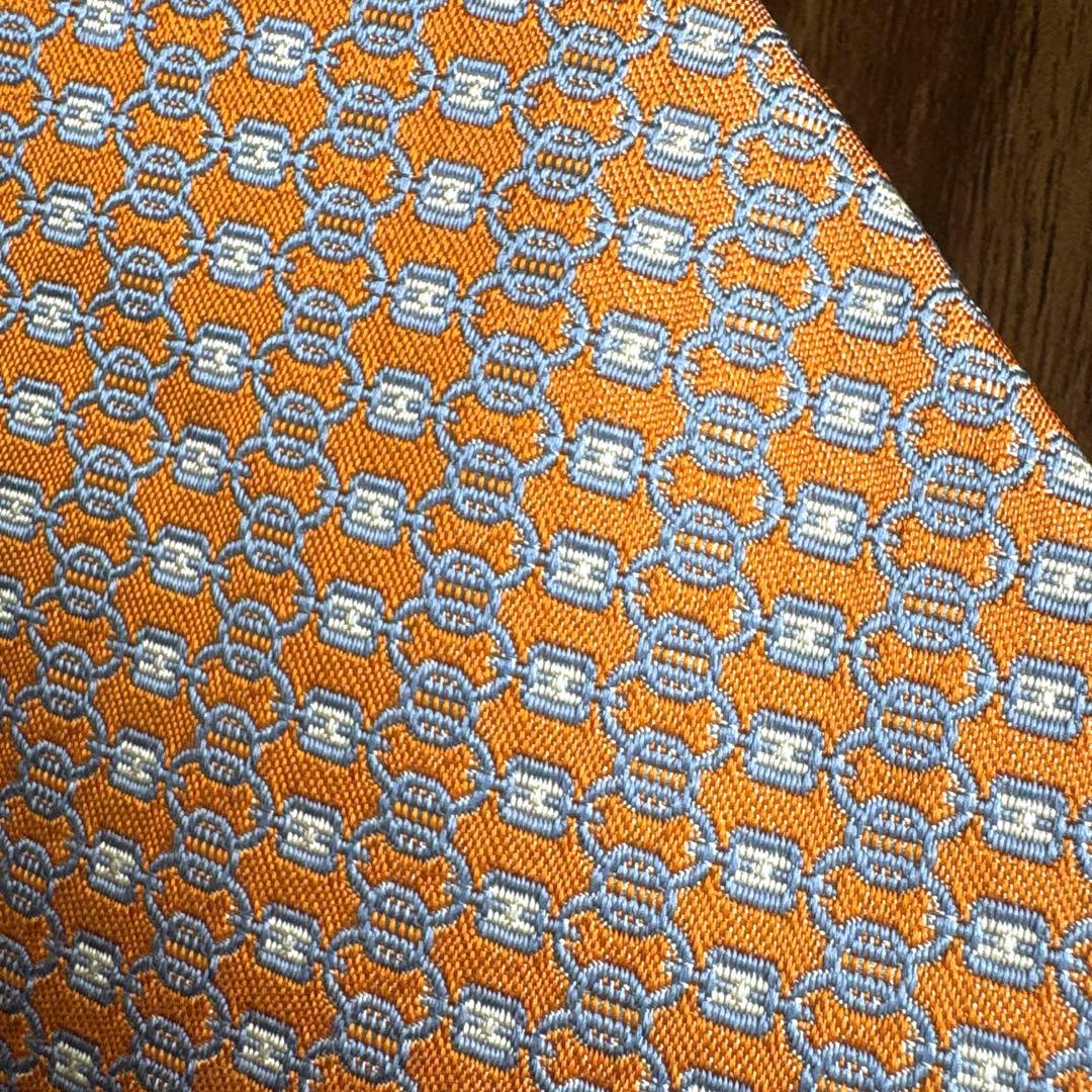 新品未使用 エルメスネクタイ H柄 箱・リボン・タグ付き