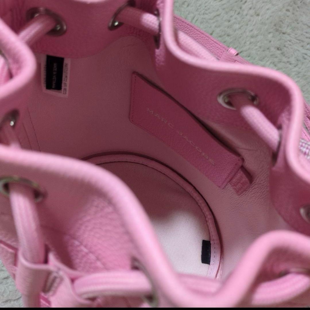 MARC JACOBS ピンク バケツ型バッグ