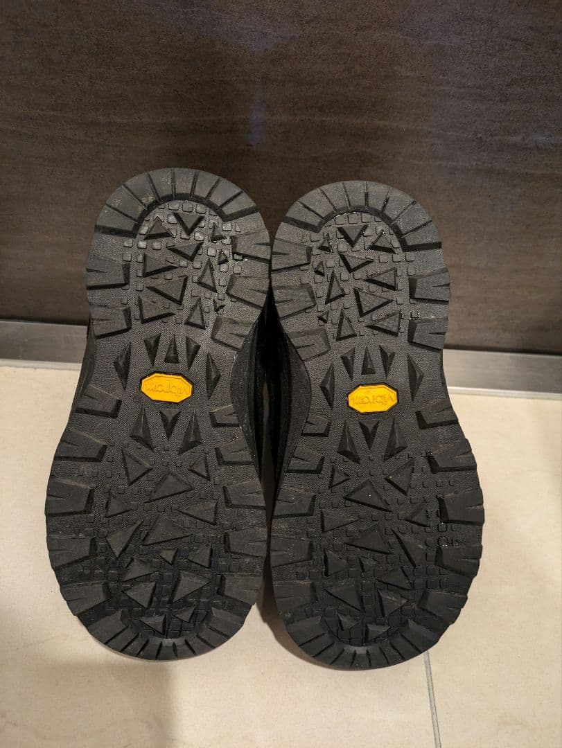 THE NORTH FACE ヌプシブーティブラック