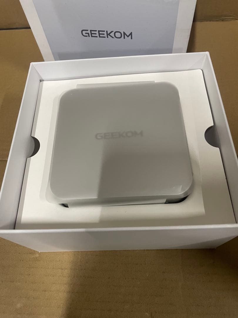 GEEKOM A6 ミニPC AMD Ryzen 7 6800H 1TB