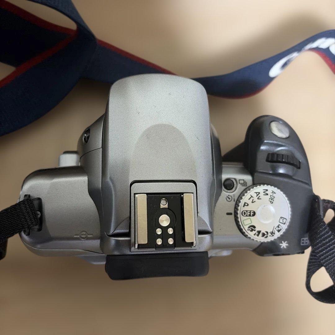 【希少品】Canon キャノン EOS Kiss 7 一眼レフカメラ